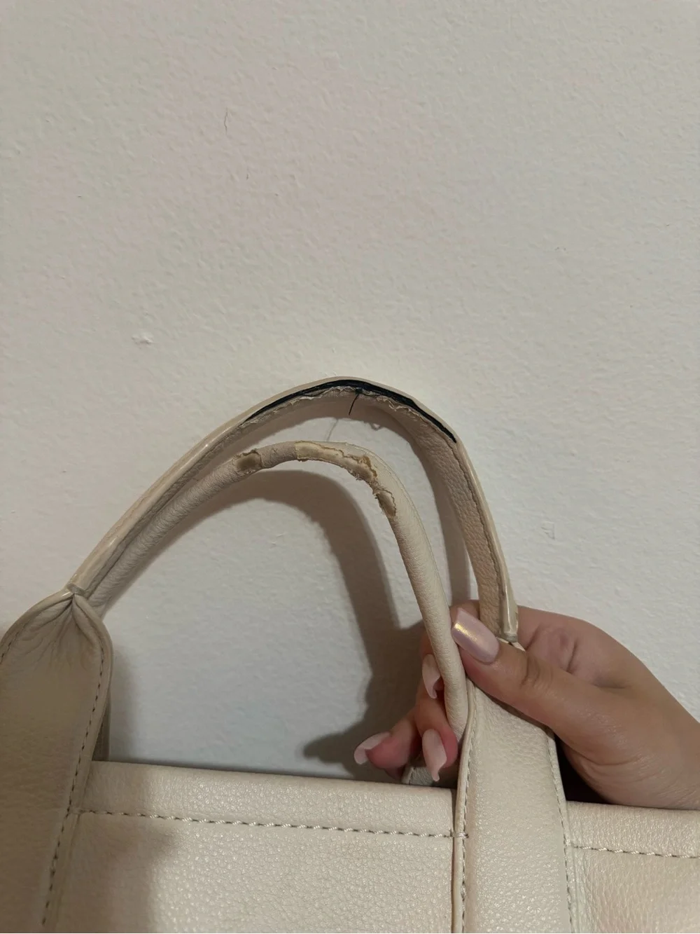 Marc Jacobs The Tote Bag in Beige - Picture 6 of 9